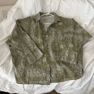 POL/Courts General Store button down